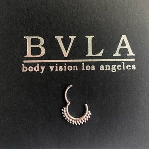 BVLA Kolo white gold clicker